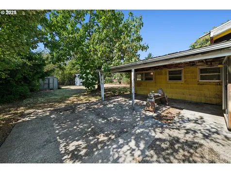 3031 SE 120th Avenue Portland OR 97266