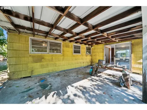 3031 SE 120th Avenue Portland OR 97266