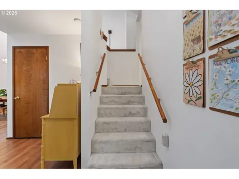 7133 SW 7th Avenue Portland OR 97219
