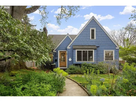 3705 NE Shaver Street Portland OR 97212