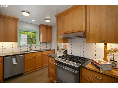 3705 NE Shaver Street Portland OR 97212