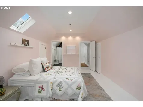 3705 NE Shaver Street Portland OR 97212