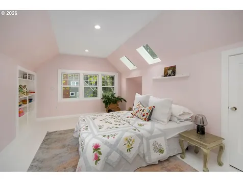 3705 NE Shaver Street Portland OR 97212