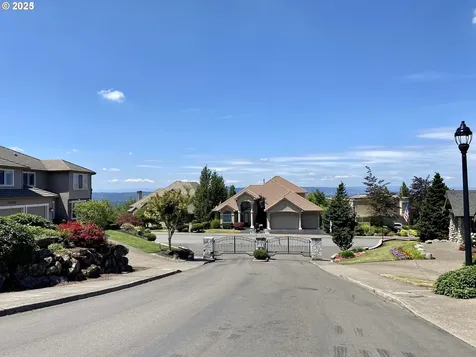 10469 SE Quail Ridge Drive Happy Valley OR 97086