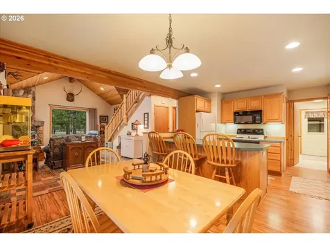 152038 Conestoga Road La Pine OR 97739