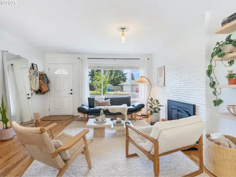 624 SE 131st Place Portland OR 97233