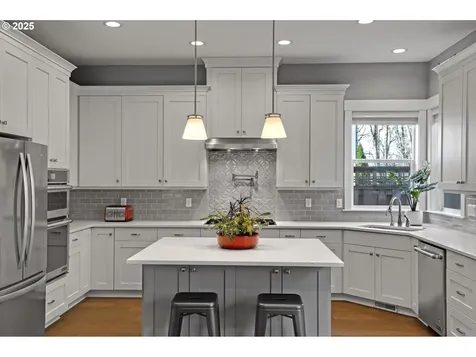 13829 NW Gargany Street Portland OR 97229