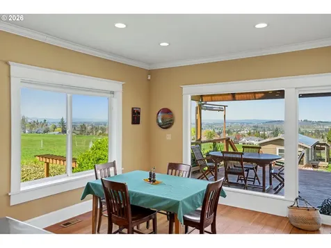 14437 Evans Valley Road NE Silverton OR 97381