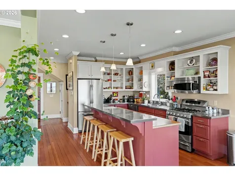 14437 Evans Valley Road NE Silverton OR 97381