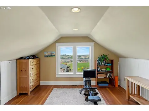 14437 Evans Valley Road NE Silverton OR 97381