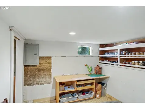 14437 Evans Valley Road NE Silverton OR 97381