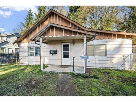 1183 4th Avenue Sweet Home OR 97386