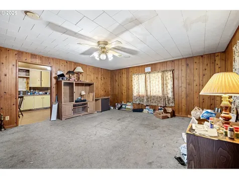 1183 4th Avenue Sweet Home OR 97386