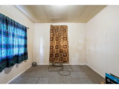 1183 4th Avenue Sweet Home OR 97386