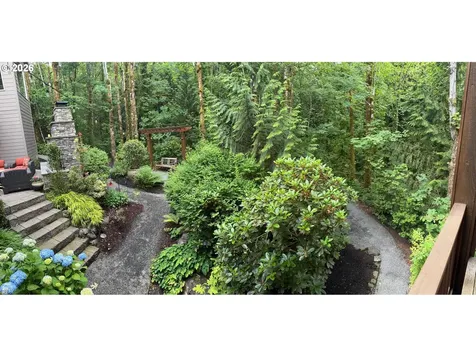 8746 NW Ryan Street Portland OR 97229