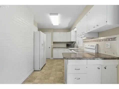 10305 Street Helens Avenue Vancouver WA 98664