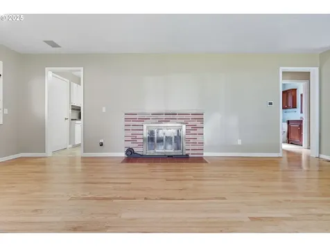 10305 Street Helens Avenue Vancouver WA 98664