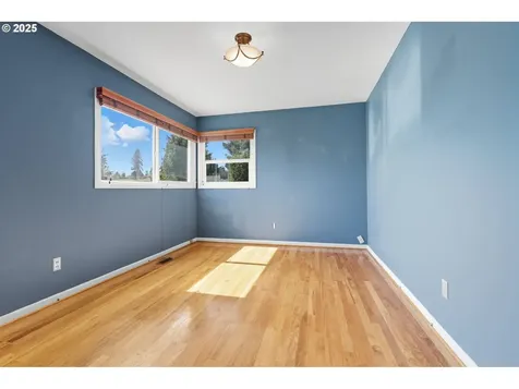 10305 Street Helens Avenue Vancouver WA 98664