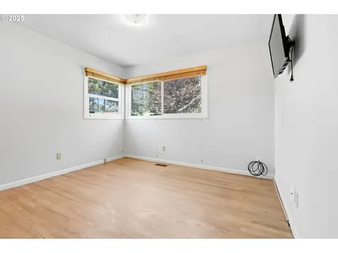 10305 Street Helens Avenue Vancouver WA 98664