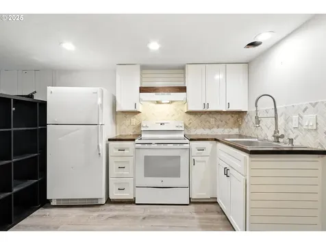 10305 Street Helens Avenue Vancouver WA 98664