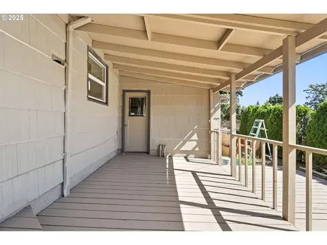 10305 Street Helens Avenue Vancouver WA 98664
