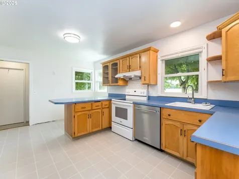 1622 SE Davis Street Mcminnville OR 97128