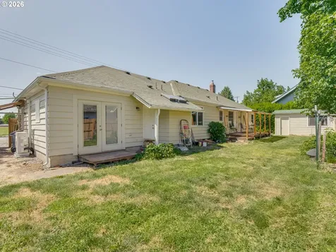 1622 SE Davis Street Mcminnville OR 97128