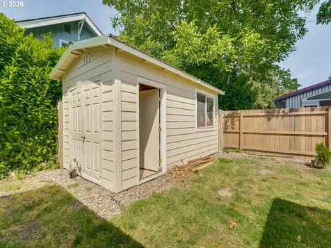 1622 SE Davis Street Mcminnville OR 97128
