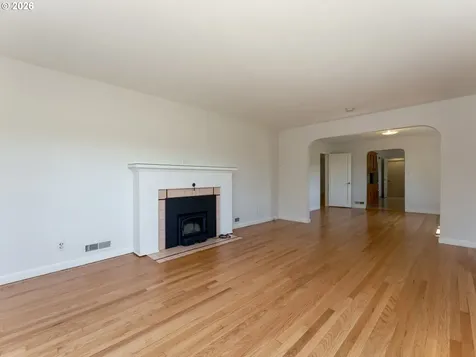 1622 SE Davis Street Mcminnville OR 97128