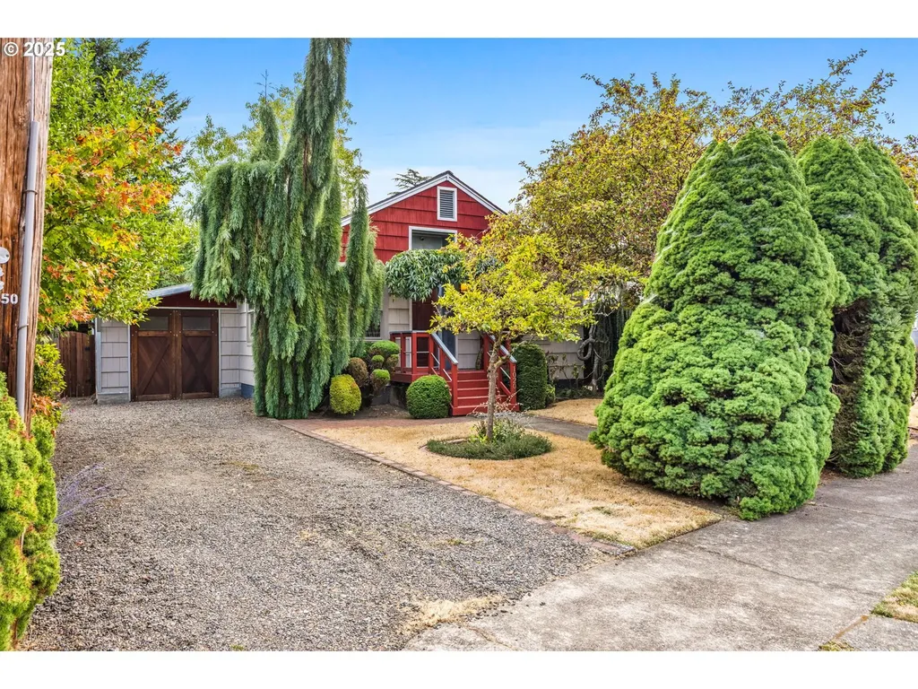 1020 13th Street NE Salem OR 97301