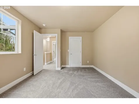 18350 Tickle Creek Avenue Sandy OR 97055