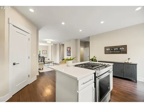 8623 SE 11th Avenue Portland OR 97202
