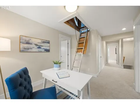 8623 SE 11th Avenue Portland OR 97202