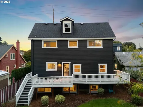 8623 SE 11th Avenue Portland OR 97202