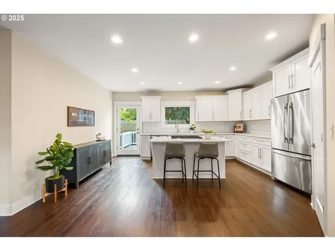 8623 SE 11th Avenue Portland OR 97202