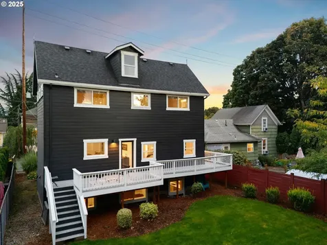 8623 SE 11th Avenue Portland OR 97202