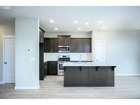 3119 S Magnolia Drive Cornelius OR 97113