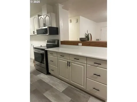 23484 SW Pine Street Sherwood OR 97140