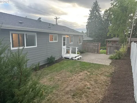 23484 SW Pine Street Sherwood OR 97140