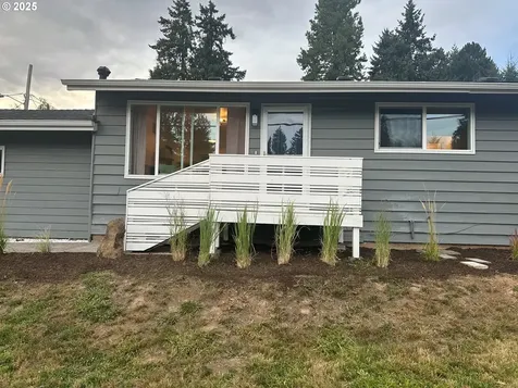 23484 SW Pine Street Sherwood OR 97140