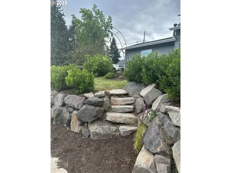 23484 SW Pine Street Sherwood OR 97140