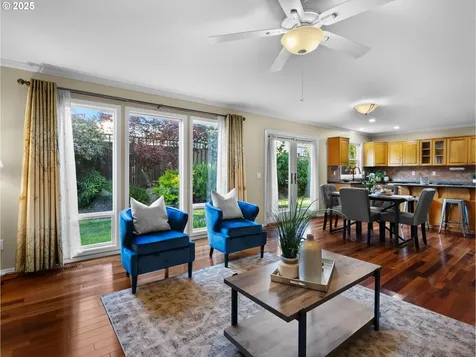 12575 SE Bluff Drive Clackamas OR 97015