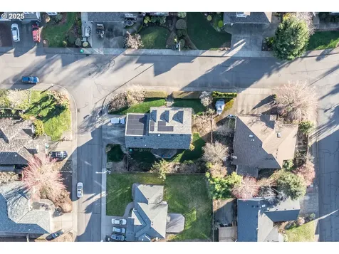 12575 SE Bluff Drive Clackamas OR 97015