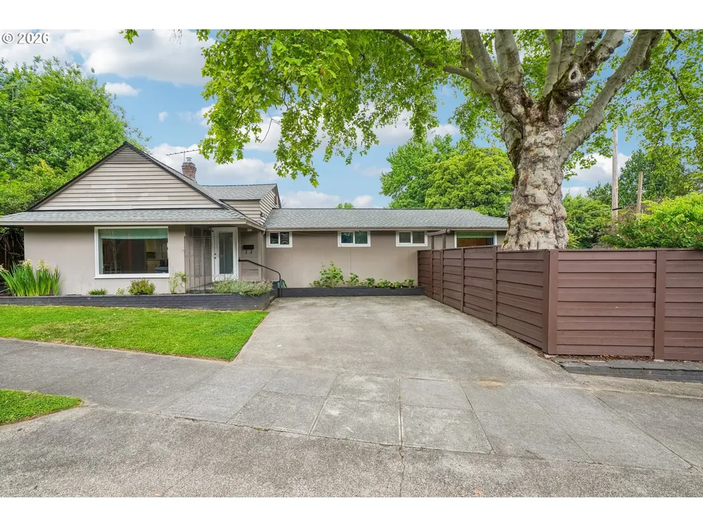 821 SE Bush Street Portland OR 97202