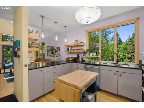 7324 NW Penridge Road Portland OR 97229
