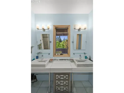 7324 NW Penridge Road Portland OR 97229