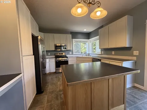 3408 Ambleside Drive Springfield OR 97477