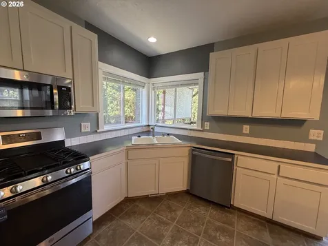 3408 Ambleside Drive Springfield OR 97477