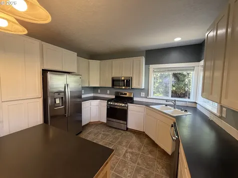 3408 Ambleside Drive Springfield OR 97477