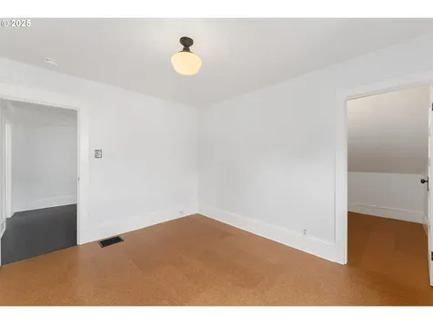 2425 NE 37th Avenue Portland OR 97212